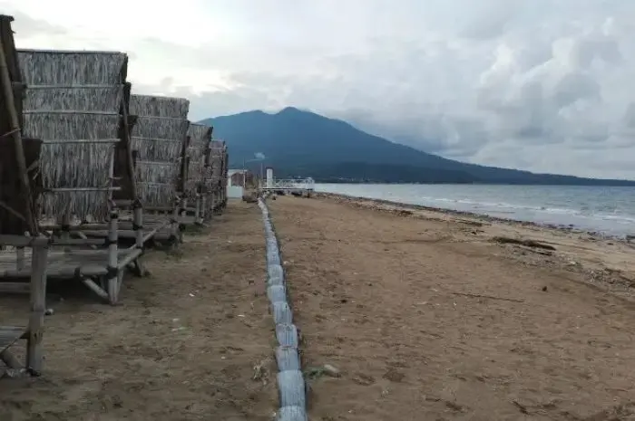 Pantai Kedu Warna, Pantai Eksoti dengan Panorama Sunset yang Memukau di Lampung