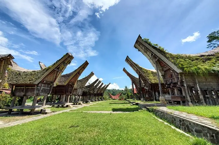 Destinasi Wisata di Toraja, Dari lembah Hingga Situs Bersejarah yang Unik