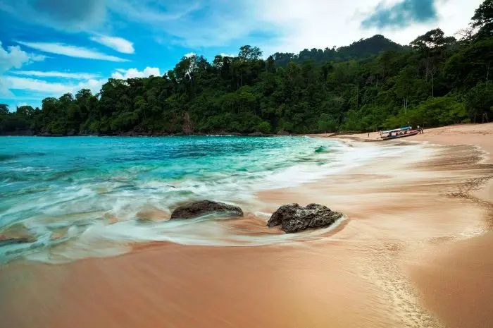 Pantai Terindah di Banyuwangi yang Wajib Dikunjungi untuk Liburan