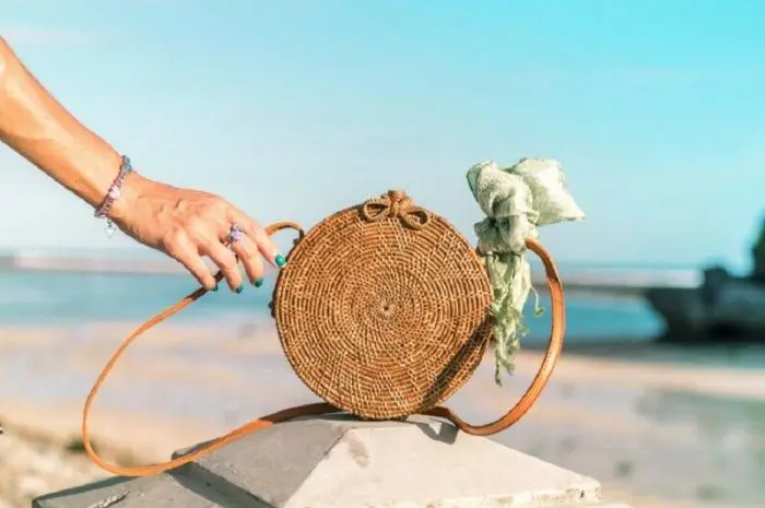 Cara Merawat Tas Rotan