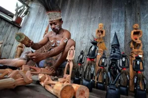Keunikan Suku Asmat Papua